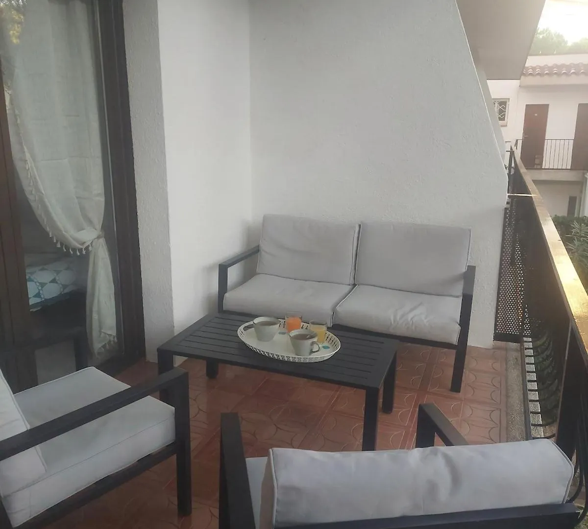 Appartement Moderne A 150 M De La Mer - 2 Chambres Et Terrasse Platja d'Aro Apartment